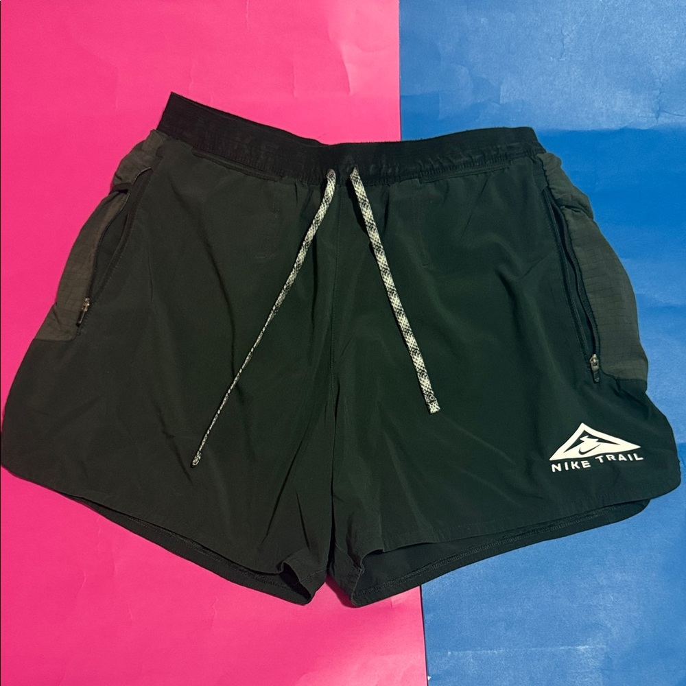 Nike Black Trail Men’s Athletic Shorts with Reflective Logo